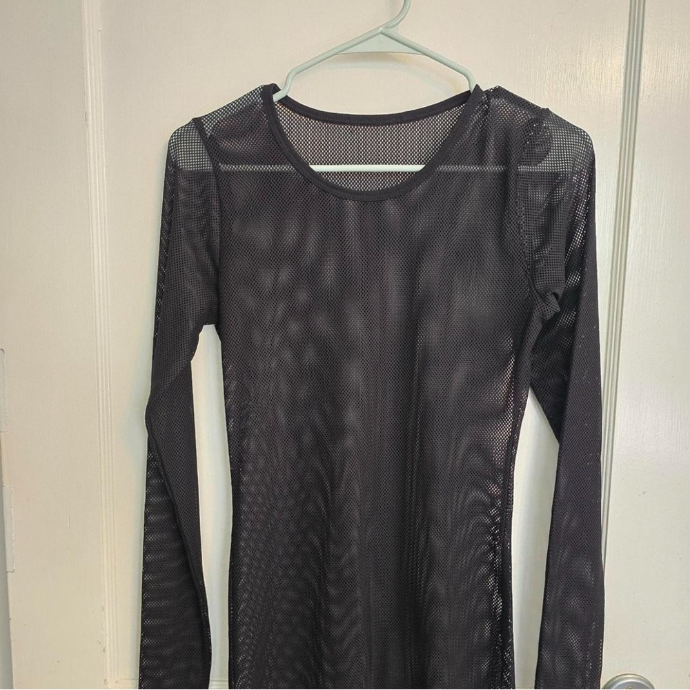 L slim Hot Topic Black Mesh/Fishnet Long Sleeve Top